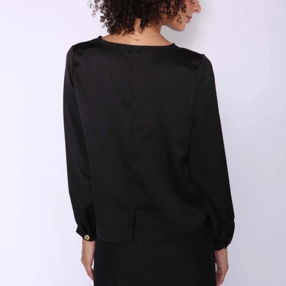 Black Lori Blouse | WUKOgals - Picture 5 of 11